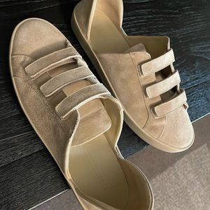 Freda Salvador Libby Sneakers Stucco Suede